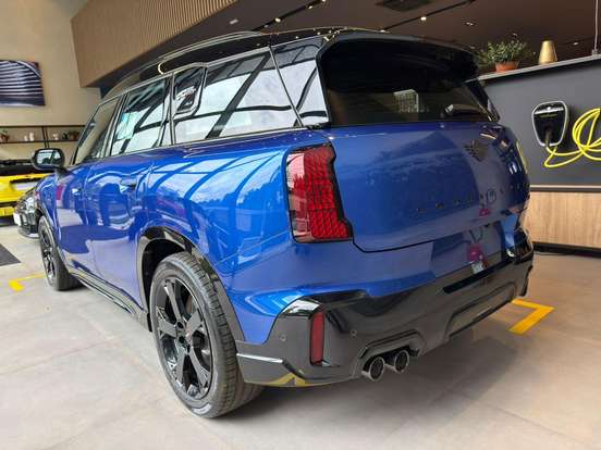 MINI-COUNTRYMAN-2025