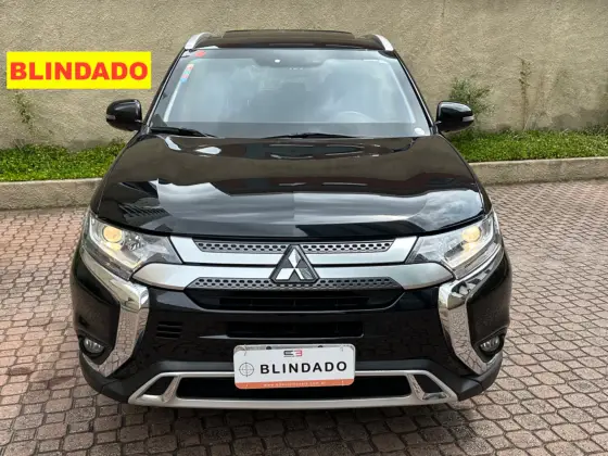 MITSUBISHI OUTLANDER 2.0 MIVEC GASOLINA HPE AUTOMÁTICO MITSUBISHI OUTLANDER 2.0 MIVEC GASOLINA HPE AUTOMÁTICO