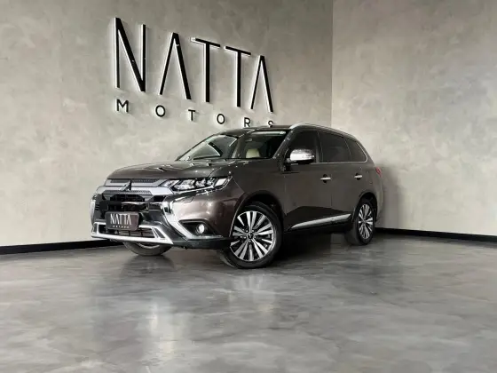 MITSUBISHI OUTLANDER 2.2 MIVEC DI-D DIESEL HPE-S AWD AUTOMÁTICO MITSUBISHI OUTLANDER 2.2 MIVEC DI-D DIESEL HPE-S AWD AUTOMÁTICO
