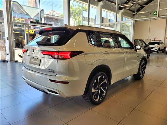 MITSUBISHI-OUTLANDER-2.4 PHEV HPE-S S-AWC DHT MITSUBISHI-OUTLANDER-2025
