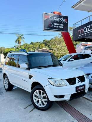 MITSUBISHI-PAJERO-2.5 HD 4X4 8V TURBO INTERCOOLER DIESEL 4P MANUAL MITSUBISHI-PAJERO-2011