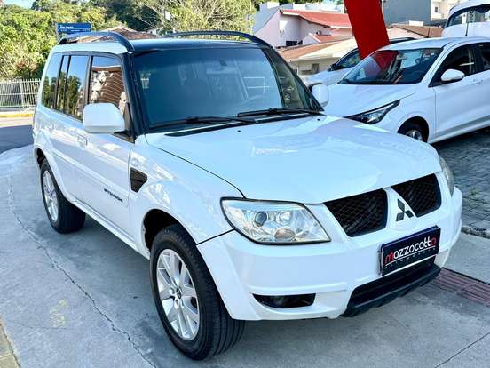 MITSUBISHI-PAJERO-2.5 HD 4X4 8V TURBO INTERCOOLER DIESEL 4P MANUAL MITSUBISHI-PAJERO-2011