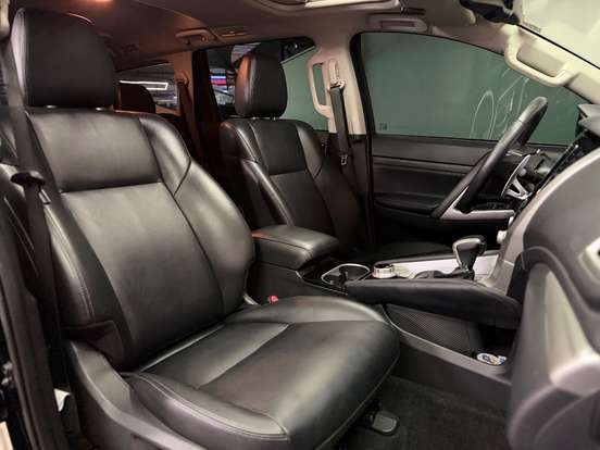 MITSUBISHI-PAJERO SPORT-2024