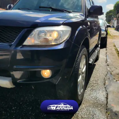 MITSUBISHI-PAJERO TR4-2010