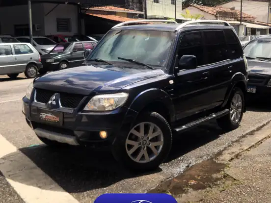 MITSUBISHI-PAJERO TR4-2.0 4X4 16V 140CV FLEX 4P AUTOMÁTICO MITSUBISHI-PAJERO TR4-2010
