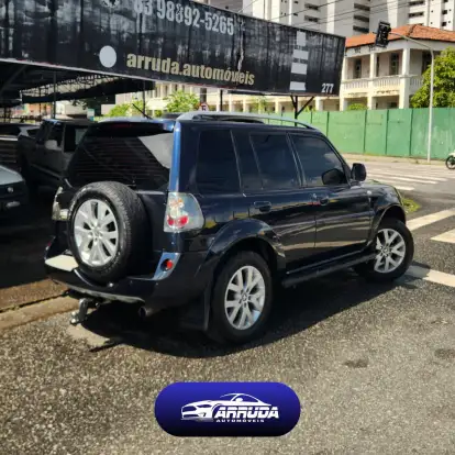 MITSUBISHI-PAJERO TR4-2010