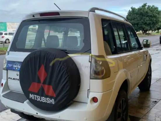 MITSUBISHI-PAJERO TR4-2.0 4X4 16V 140CV FLEX 4P AUTOMÁTICO MITSUBISHI-PAJERO TR4-2012