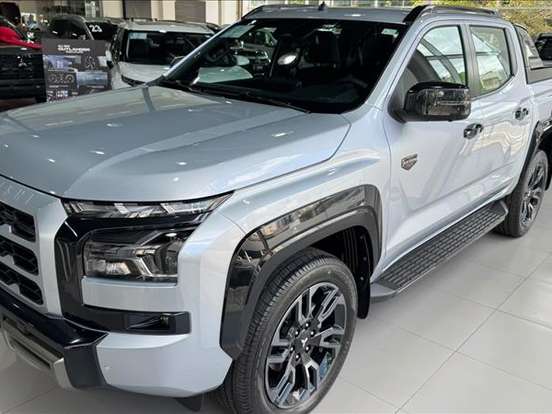 MITSUBISHI-TRITON-2.4 BITURBO DIESEL CD KATANA 4X4 AUTOMÁTICO MITSUBISHI-TRITON-2026