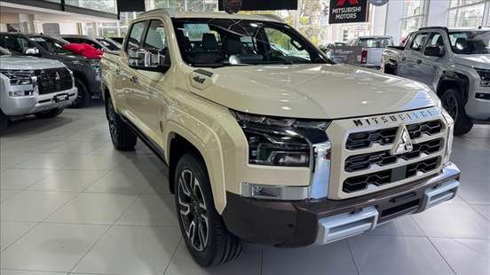 MITSUBISHI-TRITON-2026