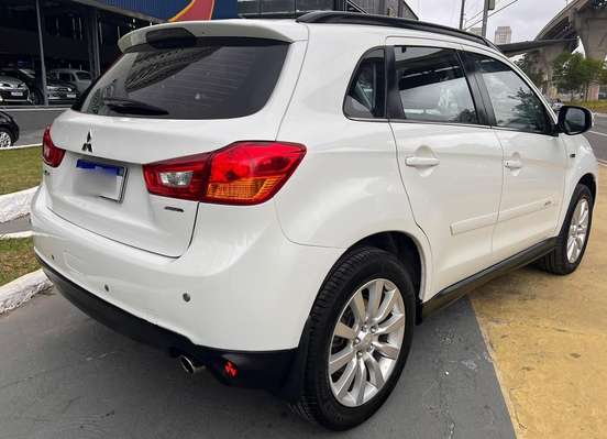 MITSUBISHI-ASX-2013