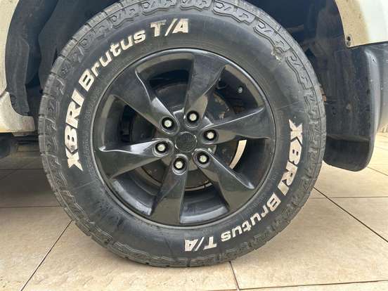 MITSUBISHI-PAJERO DAKAR-2012