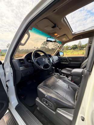 MITSUBISHI-PAJERO DAKAR-3.2 HPE 4X4 7 LUGARES 16V TURBO INTERCOOLER DIESEL 4P AUTOMÁTICO MITSUBISHI-PAJERO DAKAR-2013
