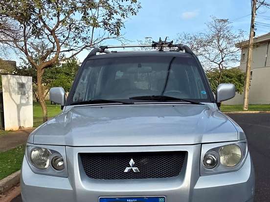 MITSUBISHI-PAJERO TR4-2.0 4X4 16V 140CV FLEX 4P AUTOMÁTICO MITSUBISHI-PAJERO TR4-2008