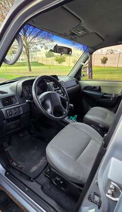 MITSUBISHI-PAJERO TR4-2.0 4X4 16V 140CV FLEX 4P AUTOMÁTICO MITSUBISHI-PAJERO TR4-2008