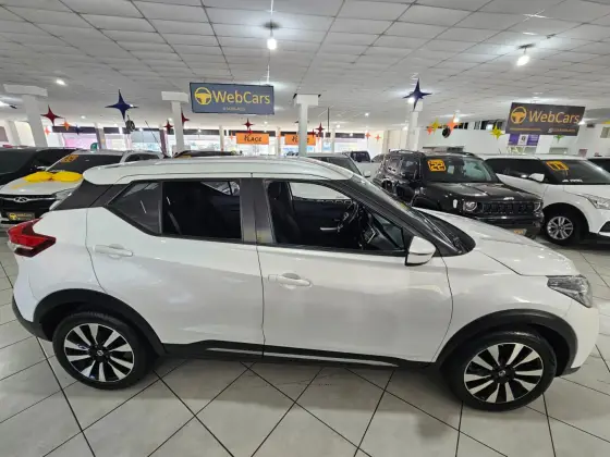NISSAN KICKS 1.6 16V FLEXSTART SV 4P XTRONIC NISSAN KICKS 1.6 16V FLEXSTART SV 4P XTRONIC