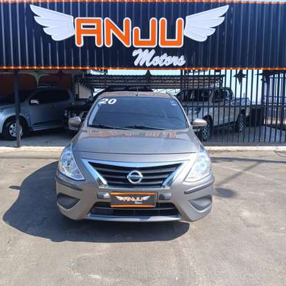 NISSAN-VERSA-2020