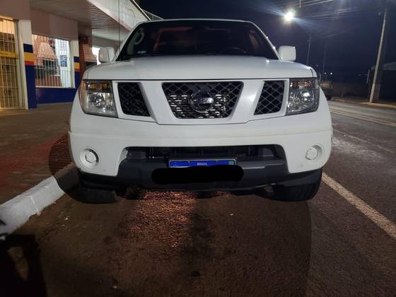 NISSAN FRONTIER 2.5 XE 4X4 CD TURBO ELETRONIC DIESEL 4P MANUAL