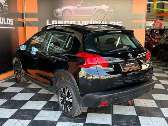PEUGEOT-2008-2021