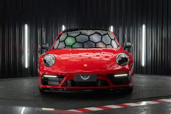 PORSCHE-911-2023