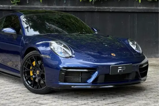 PORSCHE-911-2023