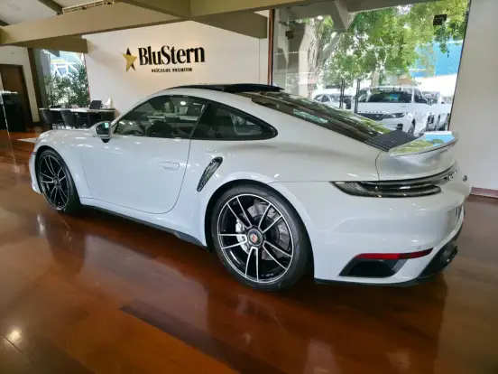 PORSCHE-911-2023