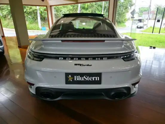 PORSCHE-911-2023