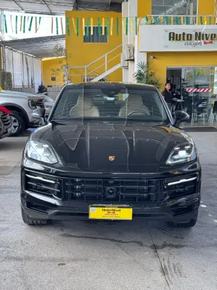 PORSCHE CAYENNE 3.0 V6 E-HYBRID COUPÉ AWD TIPTRONIC S
