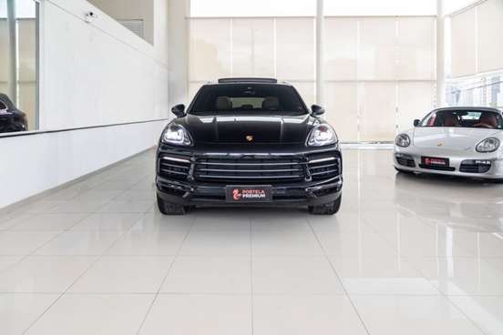 PORSCHE-CAYENNE-2019