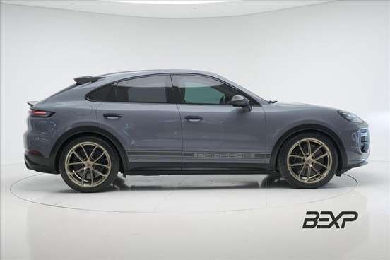 PORSCHE-CAYENNE-2025