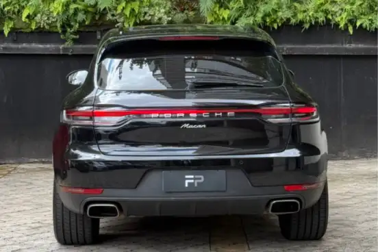 PORSCHE-MACAN-2020