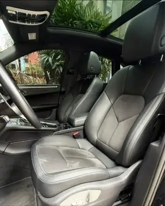 PORSCHE-MACAN-2020