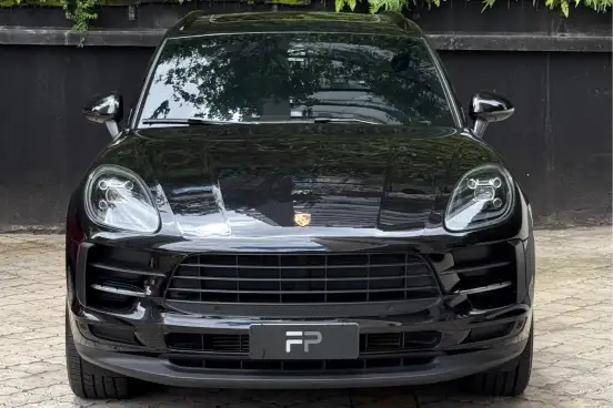 PORSCHE-MACAN-2020