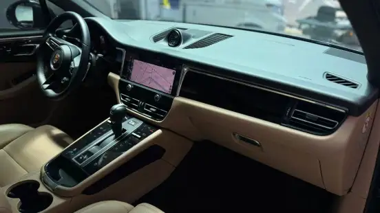 PORSCHE-MACAN-2024