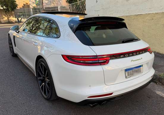 PORSCHE-PANAMERA-2019