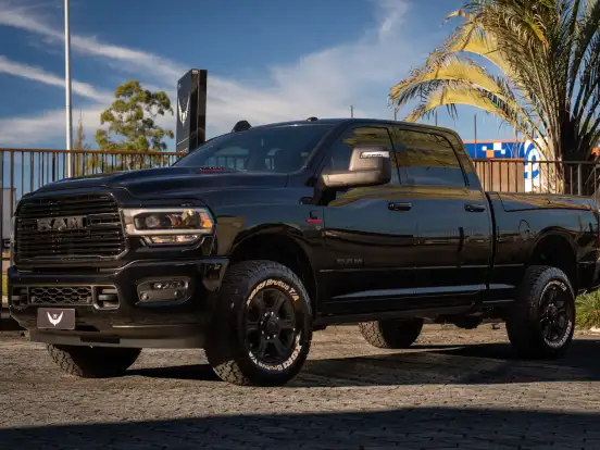 RAM-2500-6.7 I6 TURBO DIESEL LARAMIE NIGHT EDITION CD 4X4 AUTOMÁTICO RAM-2500-2023
