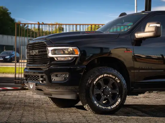 RAM-2500-6.7 I6 TURBO DIESEL LARAMIE NIGHT EDITION CD 4X4 AUTOMÁTICO RAM-2500-2023
