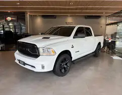 RAM CLASSIC 5.7 V8 GASOLINA LARAMIE NIGHT EDITION CD 4X4 AUTOMÁTICO RAM CLASSIC 5.7 V8 GASOLINA LARAMIE NIGHT EDITION CD 4X4 AUTOMÁTICO