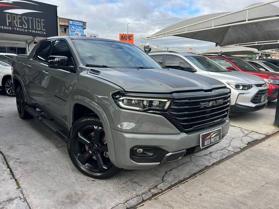 RAM RAMPAGE 2.0 HURRICANE 4 TURBO GASOLINA R/T 4X4 AUTOMÁTICO