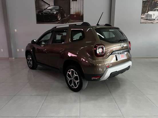 RENAULT-DUSTER-2020