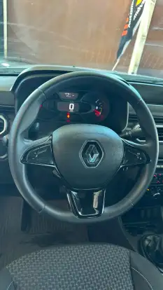 RENAULT-OROCH-2023