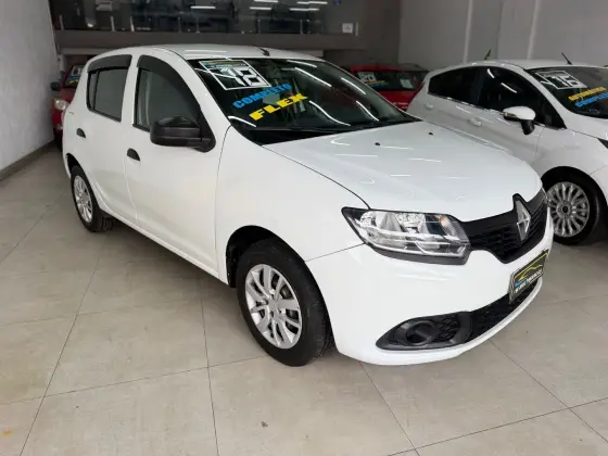 RENAULT SANDERO 1.0 12V SCE FLEX AUTHENTIQUE MANUAL RENAULT SANDERO 1.0 12V SCE FLEX AUTHENTIQUE MANUAL