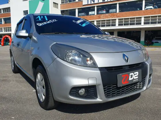 RENAULT SANDERO 1.0 EXPRESSION 16V FLEX 4P MANUAL RENAULT SANDERO 1.0 EXPRESSION 16V FLEX 4P MANUAL