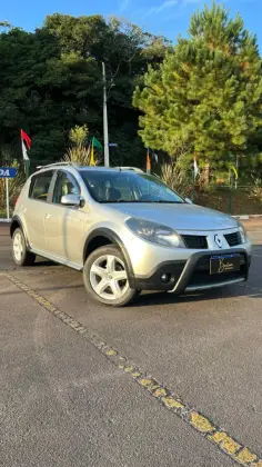 RENAULT SANDERO 1.6 STEPWAY 16V FLEX 4P MANUAL RENAULT SANDERO 1.6 STEPWAY 16V FLEX 4P MANUAL