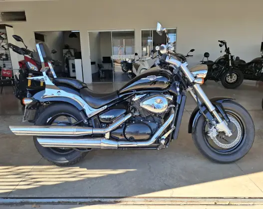 SUZUKI BOULEVARD M800 SUZUKI BOULEVARD M800