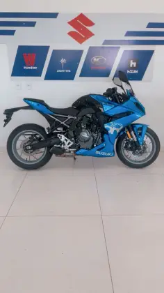 SUZUKI GSX-8R SUZUKI GSX-8R