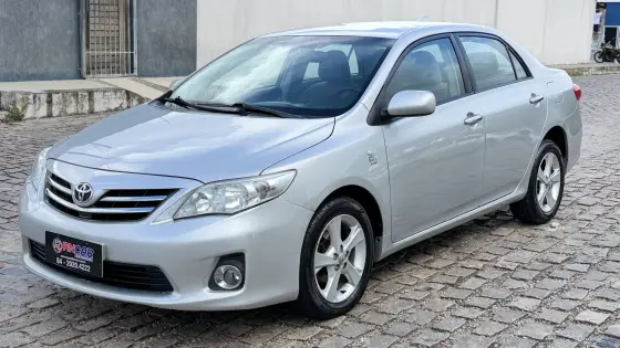 TOYOTA COROLLA 1.8 GLI 16V FLEX 4P AUTOMÁTICO TOYOTA COROLLA 1.8 GLI 16V FLEX 4P AUTOMÁTICO