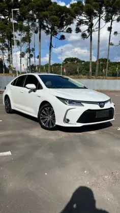 TOYOTA COROLLA 1.8 VVT-I HYBRID FLEX ALTIS PREMIUM CVT TOYOTA COROLLA 1.8 VVT-I HYBRID FLEX ALTIS PREMIUM CVT