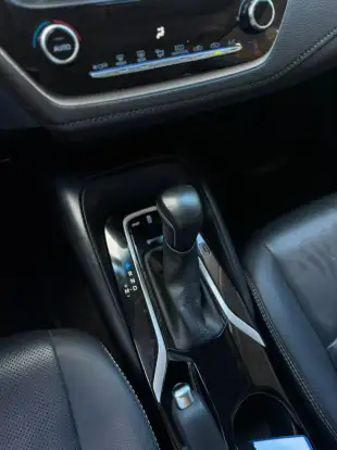 TOYOTA-COROLLA-2022