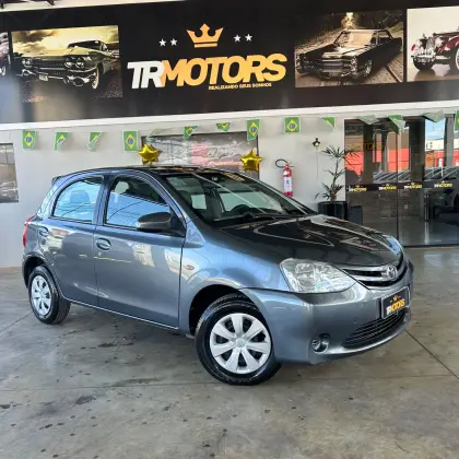 TOYOTA ETIOS 1.5 XS 16V FLEX 4P MANUAL TOYOTA ETIOS 1.5 XS 16V FLEX 4P MANUAL