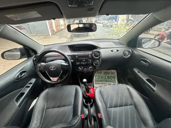 TOYOTA ETIOS 1.5 XS SEDAN 16V FLEX 4P MANUAL